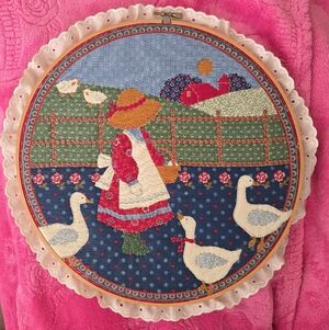 vintage handmade Sunbonnet Sue wall hanging